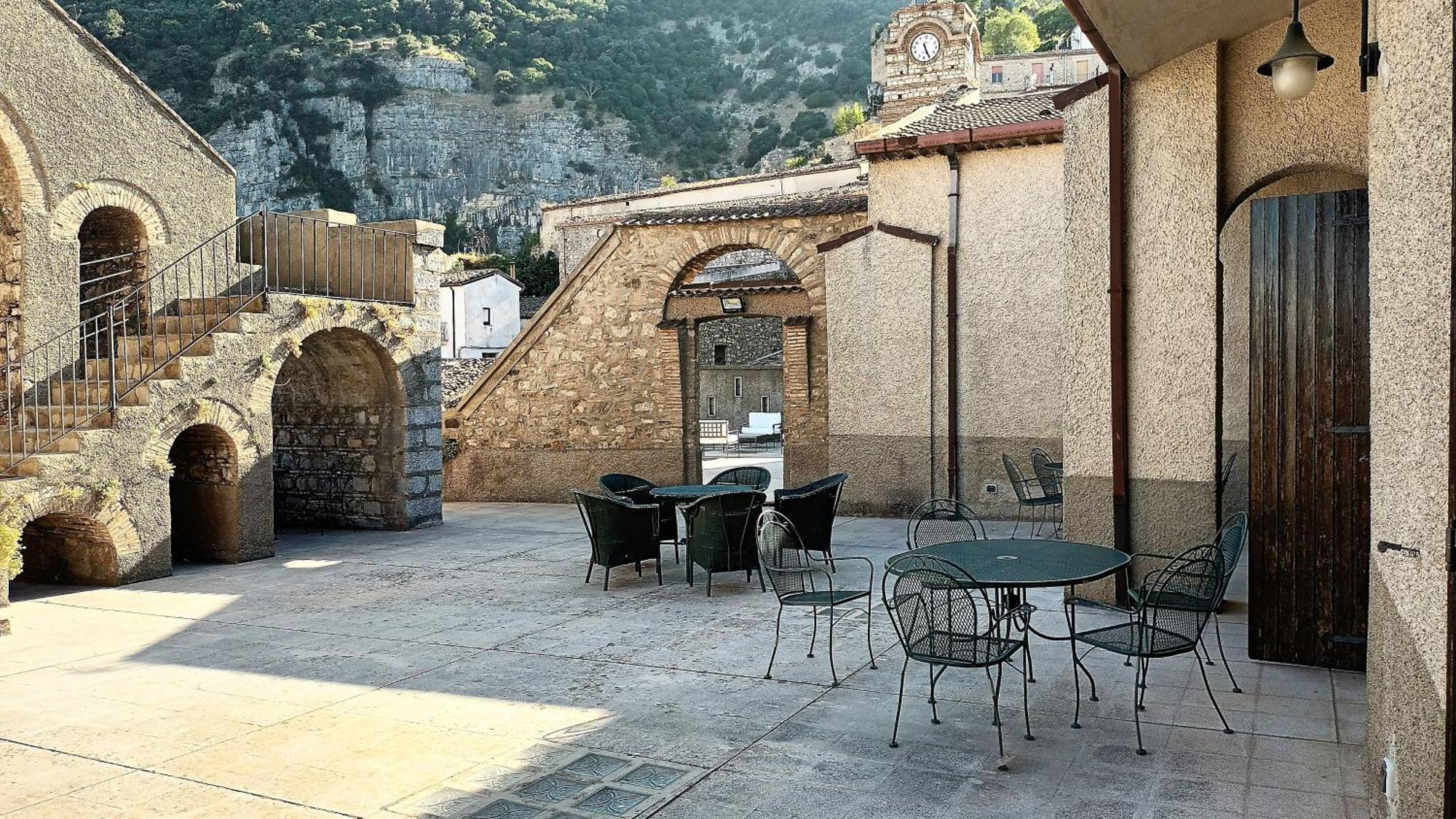 Antica Dimora Palazzo Rovitti Bed & Breakfast Cerchiara di Calabria ภายนอก รูปภาพ